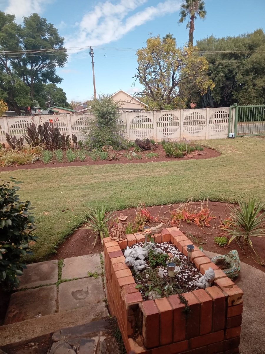 3 Bedroom Property for Sale in La Hoff North West